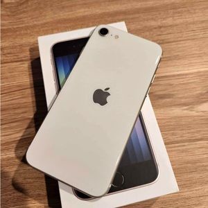 iPhone Se 2023 unlocked brand new